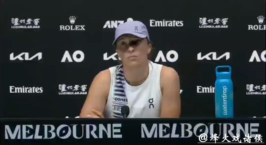 澳网|遍地镜头难有隐私,球员们怒了!斯瓦泰克:“我们不是动物园的动物” 澳网|遍地镜头难有隐私,球员们怒了!斯瓦泰克:“我们不是动物园的动物”